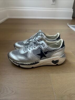 Golden Goose Sneakers